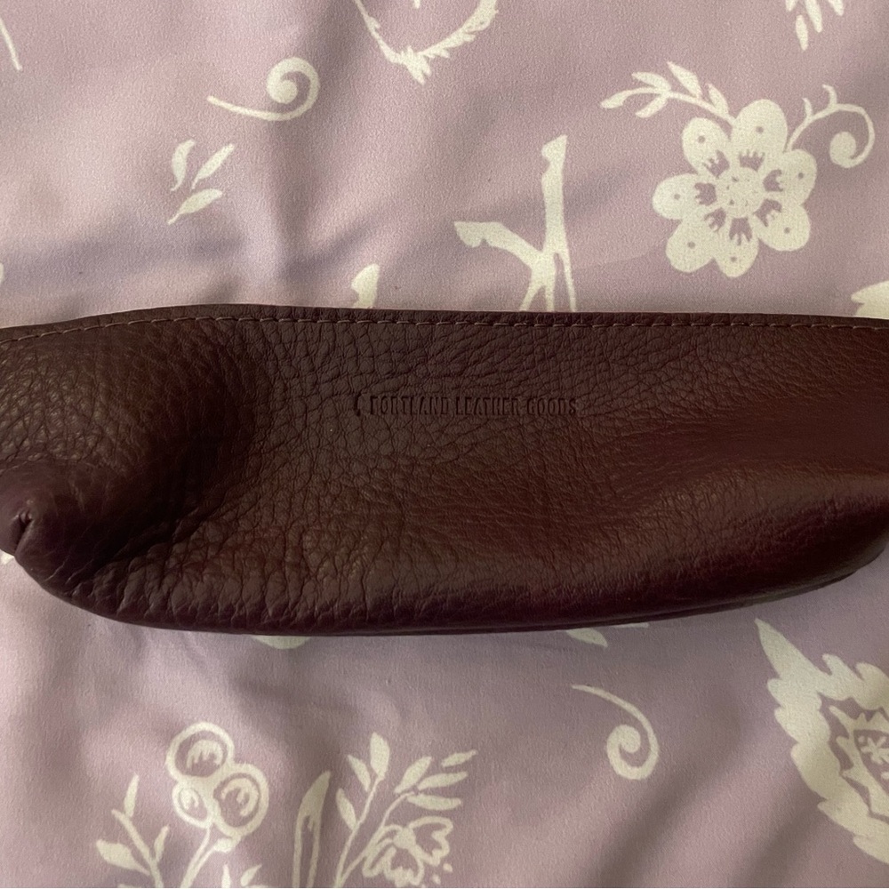 Portland Leather Goods canoe bag PLUM